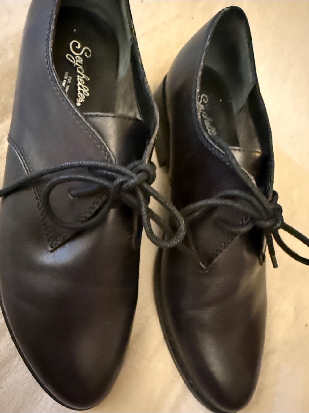 Seychelles Black Leather Lace-Up Oxfords - Picture 11 of 12